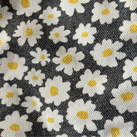 Zara Straight Shorts Daisy Print High Rise Button Fly Women's USA 2 - Picture 11 of 13